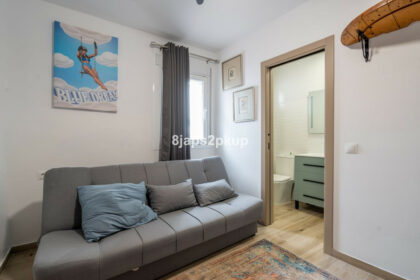 dc82962c415718850bd601f777d5491e - 14