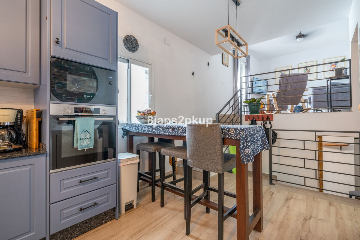 dc82962c415718850bd601f777d5491e - 6