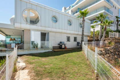 df4b4afc6b4b4098e535e3f50be63b35 - 18