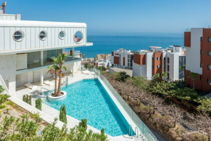 df4b4afc6b4b4098e535e3f50be63b35 - 21