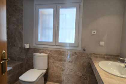 e261c0bb79684c14557dba87606d59a3 - 19