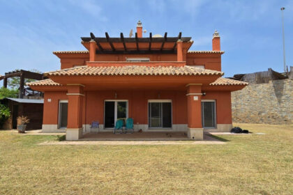 e261c0bb79684c14557dba87606d59a3 - 2