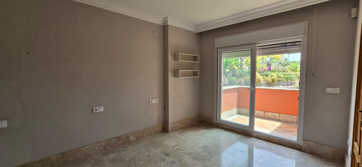 e261c0bb79684c14557dba87606d59a3 - 8