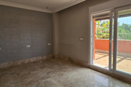 e261c0bb79684c14557dba87606d59a3 - 9