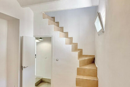 ec385cf4e5c6de964d3735d91a6d0566 - 13