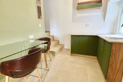 ec385cf4e5c6de964d3735d91a6d0566 - 7