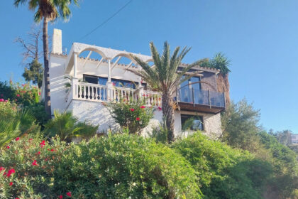 ec60ff29463e76cba5e094149e7c1efa - 1