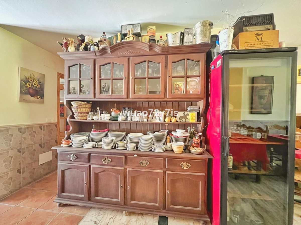 ec88764e915ba2cfc362c96e7e6884f1 - 4