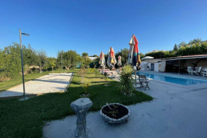 f3920de056d361f1c0787efda9a9d1ec - 13