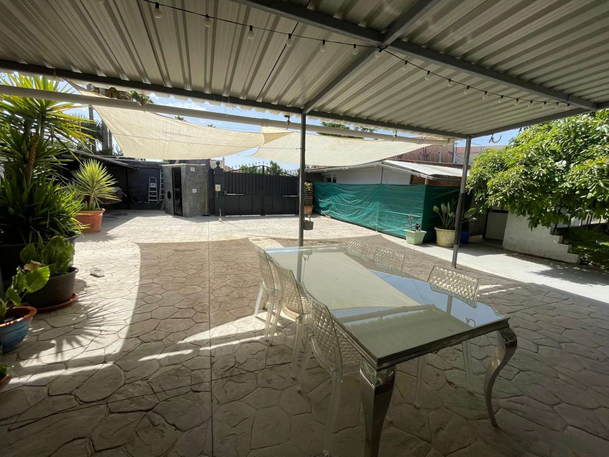 f3920de056d361f1c0787efda9a9d1ec - 17