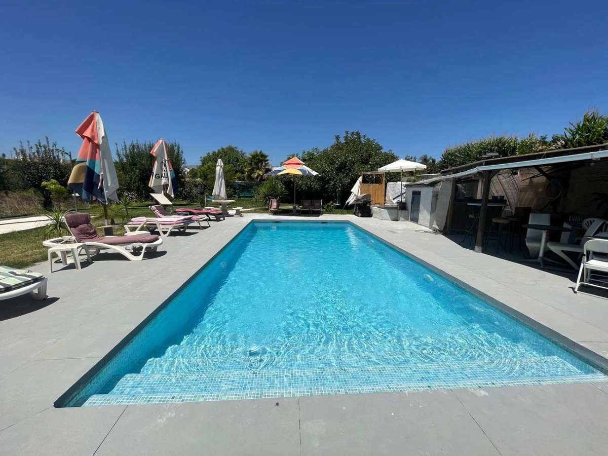 f3920de056d361f1c0787efda9a9d1ec - 2