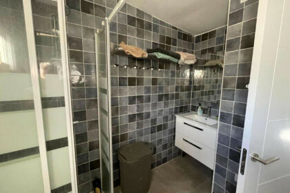 f3920de056d361f1c0787efda9a9d1ec - 27