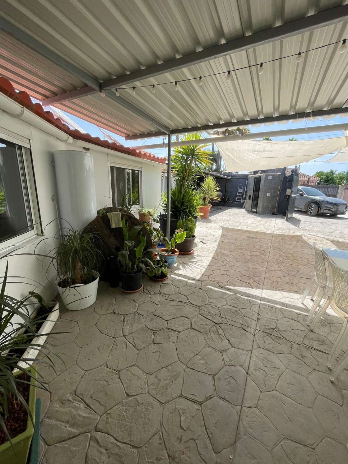 f3920de056d361f1c0787efda9a9d1ec - 42