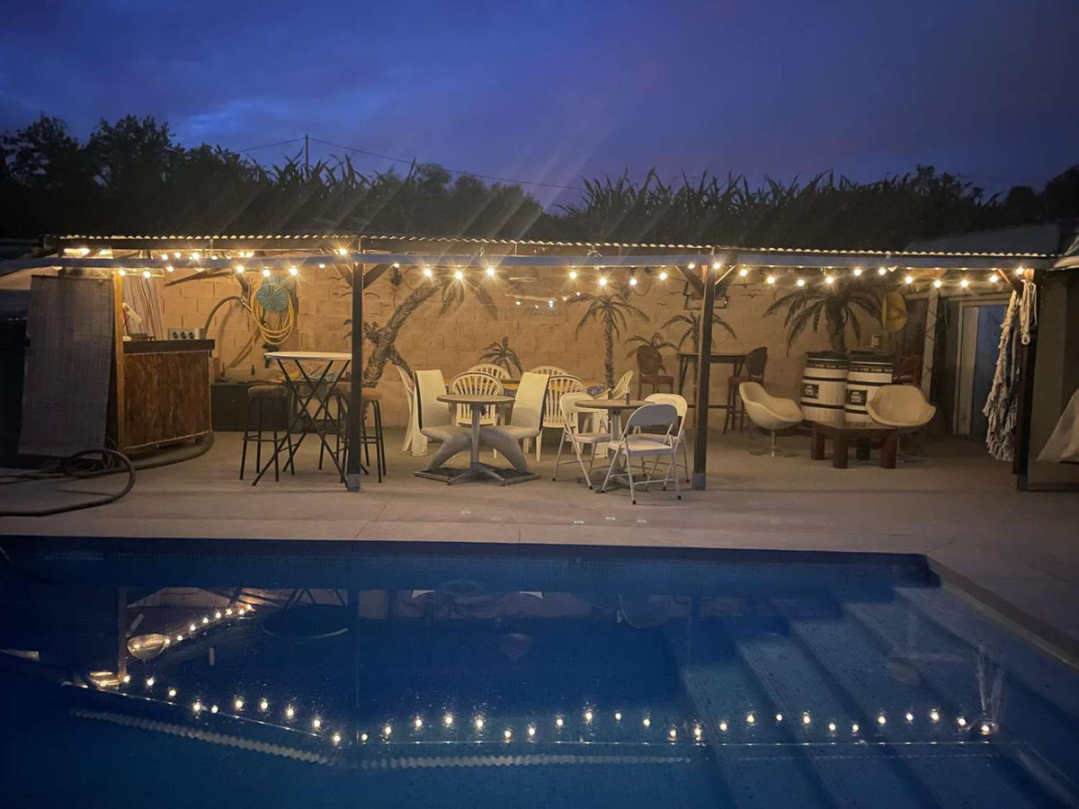 f3920de056d361f1c0787efda9a9d1ec - 7