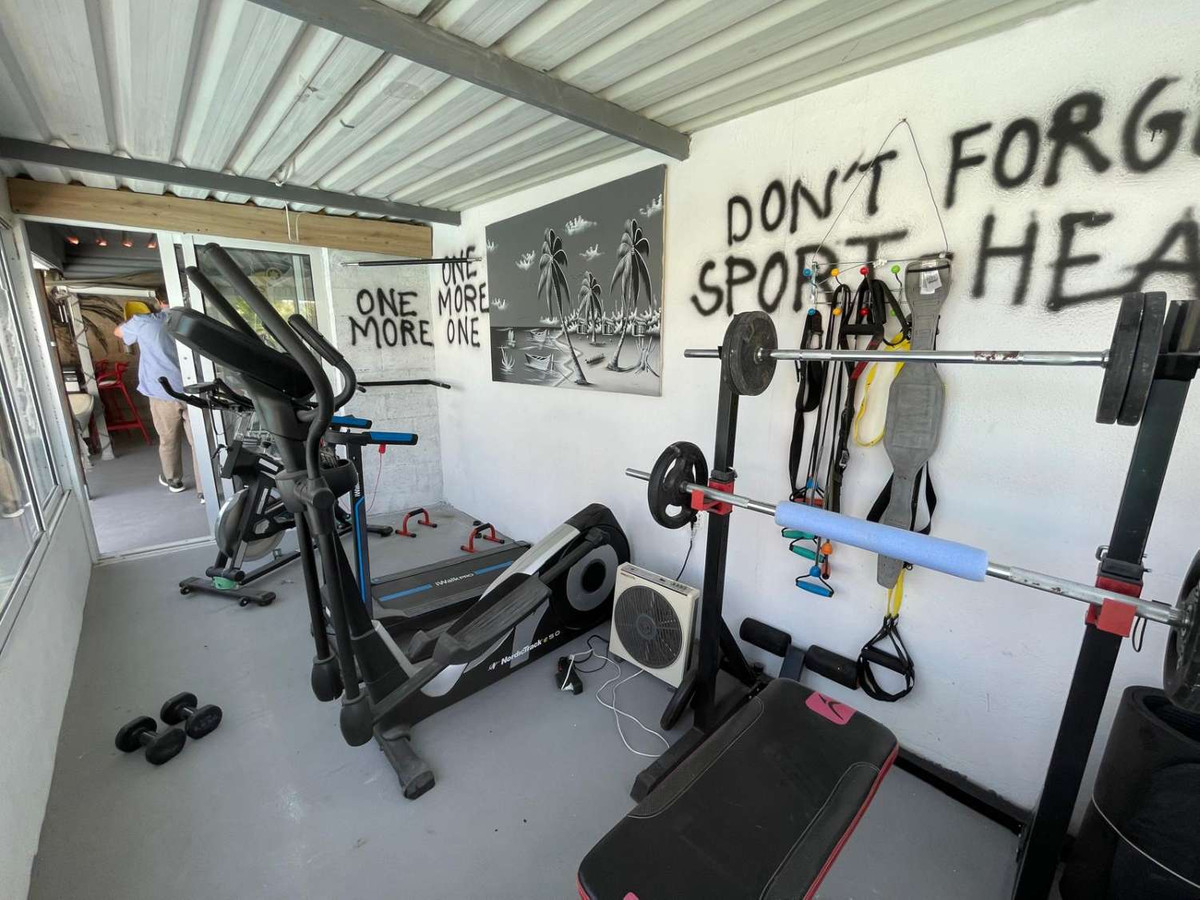 f3920de056d361f1c0787efda9a9d1ec - 9