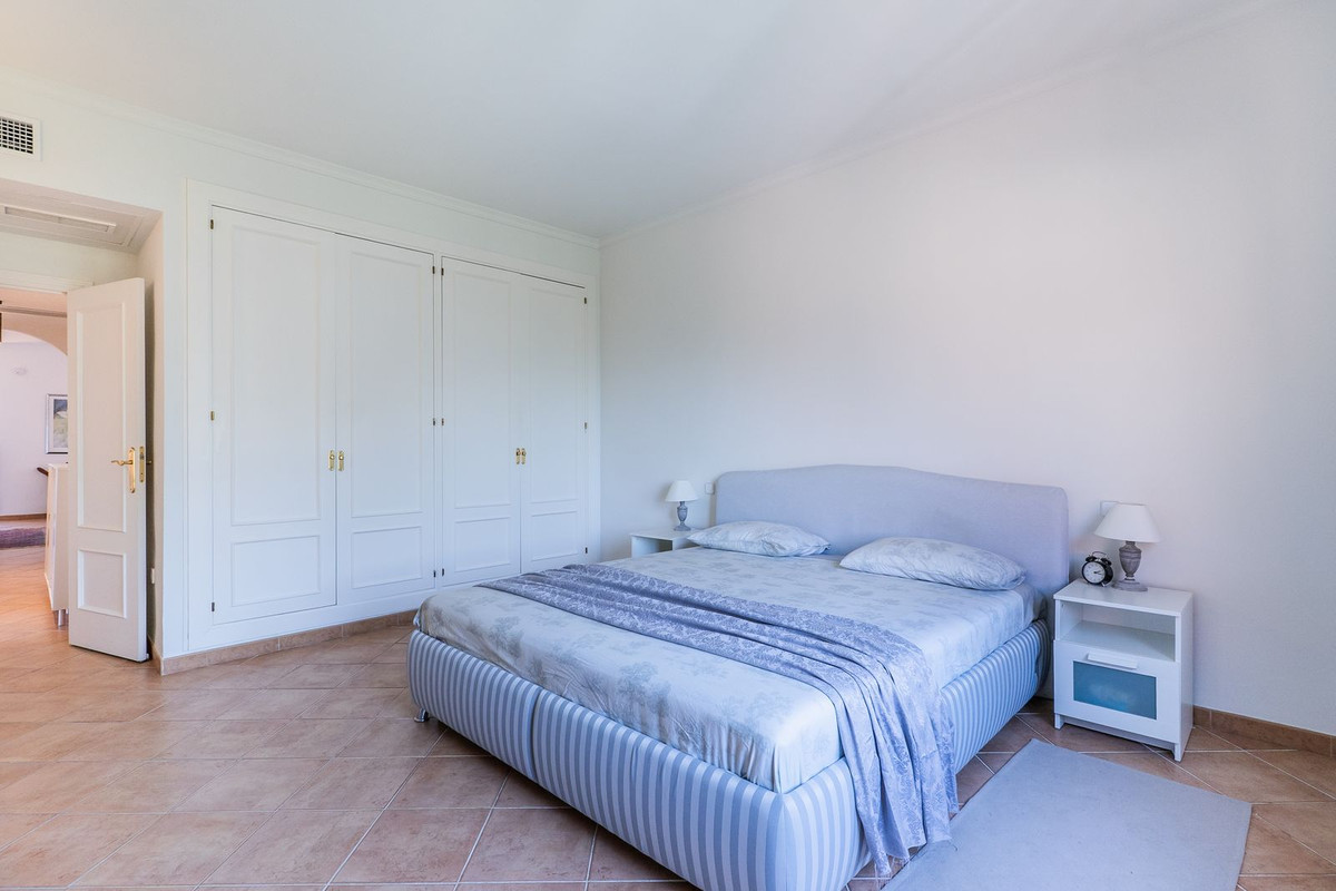 f3b6bb735fdb8911f020cf214b3640b3 - 16