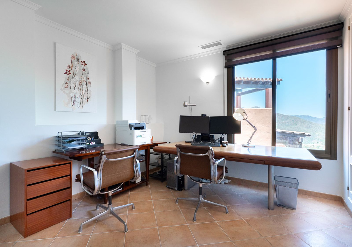 f3b6bb735fdb8911f020cf214b3640b3 - 19