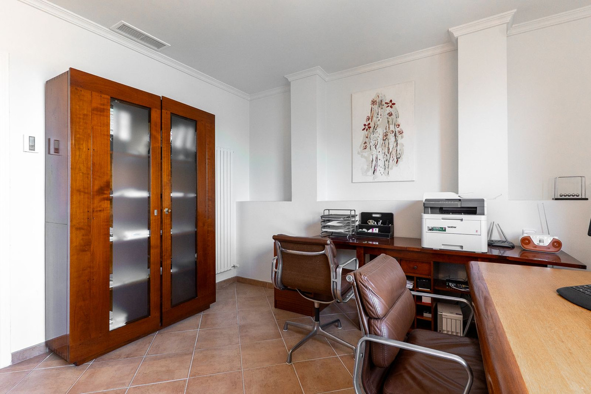 f3b6bb735fdb8911f020cf214b3640b3 - 20