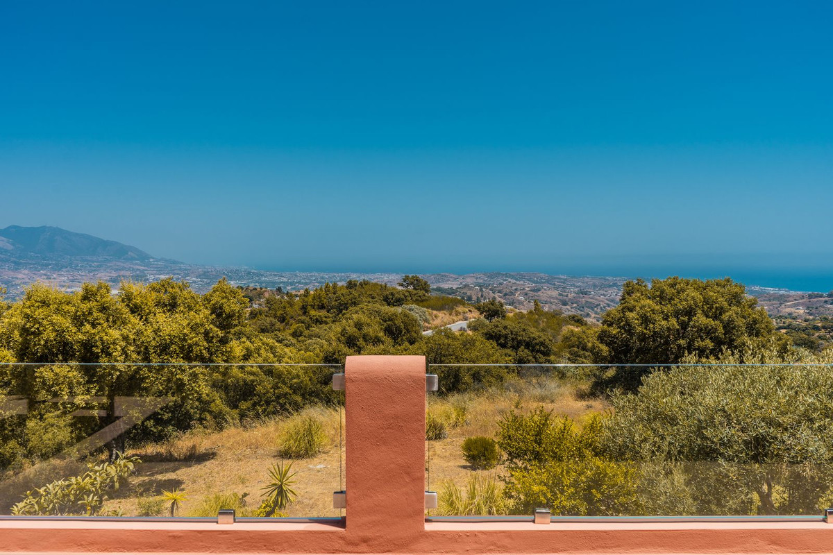 f3b6bb735fdb8911f020cf214b3640b3 - 28