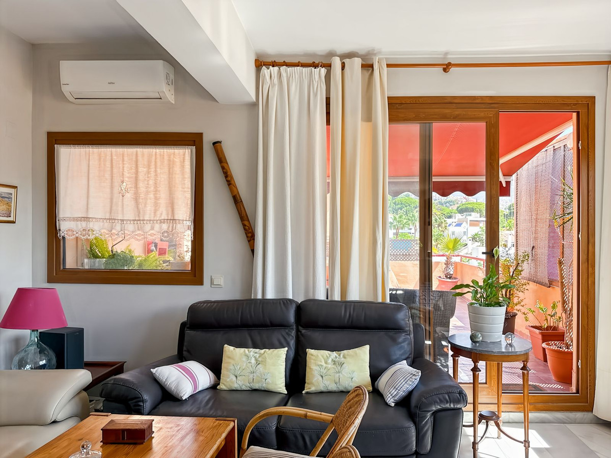 f6ee684440766beb71999b51c3603e56 - 11