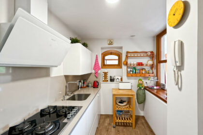 f6ee684440766beb71999b51c3603e56 - 16