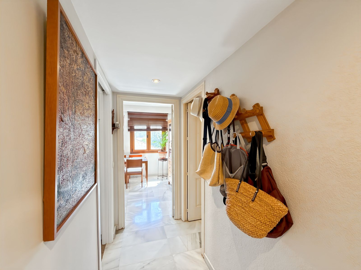 f6ee684440766beb71999b51c3603e56 - 19