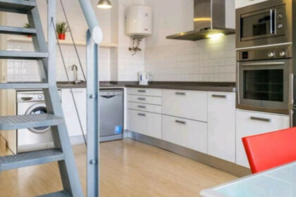 f7abf0105a9d6dd6e7630d7cf95c08ad - 5