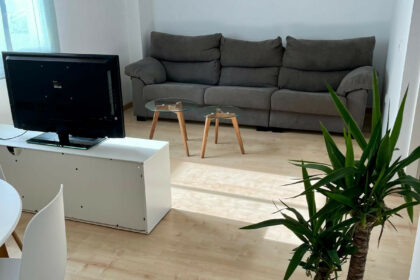 f7abf0105a9d6dd6e7630d7cf95c08ad - 9