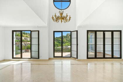 0049c6893d8bf2ce685488d640c7585d - 2