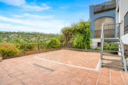 0049c6893d8bf2ce685488d640c7585d - 25