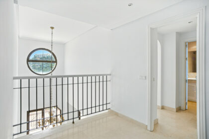 0049c6893d8bf2ce685488d640c7585d - 28