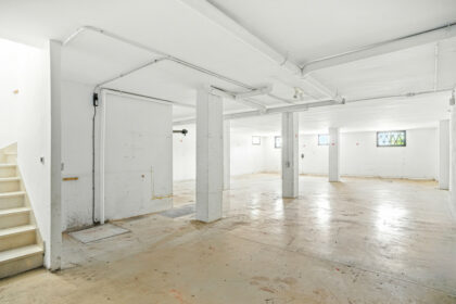 0049c6893d8bf2ce685488d640c7585d - 36