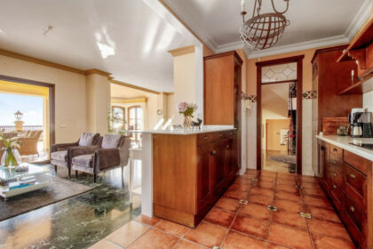 018c0f04c3b2fc3150696505452edccd - 10