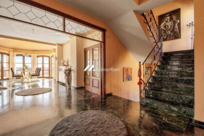 018c0f04c3b2fc3150696505452edccd - 11