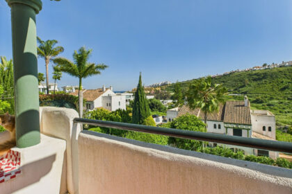 05345e961053329752b84c3cbc40720a - 13