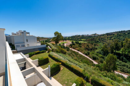 05738a9019a613f259b4f2d88987839b - 22