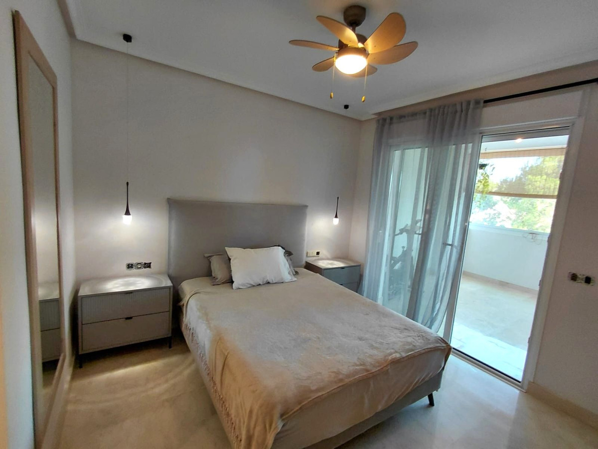 05c7151a92d346f03709b186886cdfa9 - 11