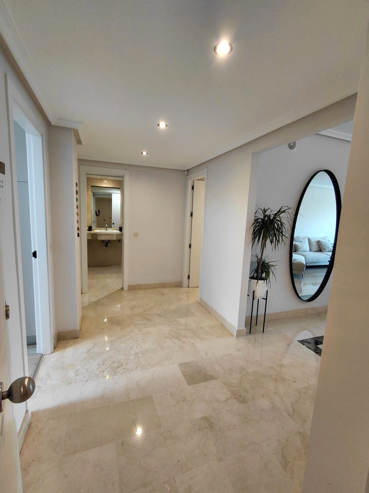 05c7151a92d346f03709b186886cdfa9 - 6