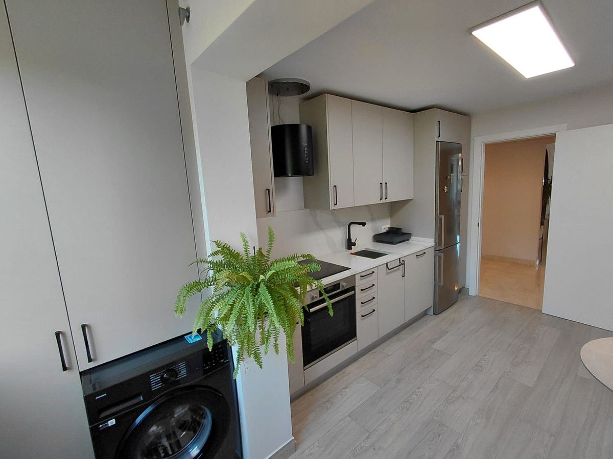 05c7151a92d346f03709b186886cdfa9 - 8