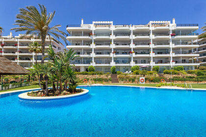 071c5b68dc05c8dc8ca5dc9a5e69aad3 - 19