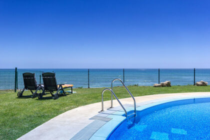 071c5b68dc05c8dc8ca5dc9a5e69aad3 - 23