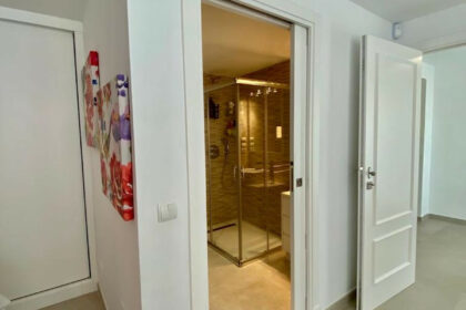 07e35af39bcdf2f26508a6e7788b4480 - 13