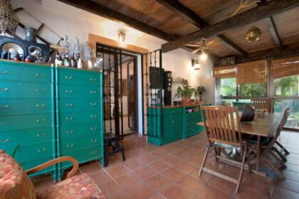 095fe464f60a9ded025c13322bb9d15e - 1