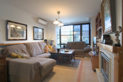 095fe464f60a9ded025c13322bb9d15e - 13