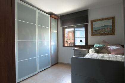 095fe464f60a9ded025c13322bb9d15e - 32