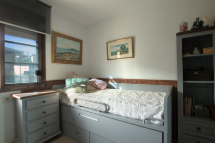 095fe464f60a9ded025c13322bb9d15e - 33