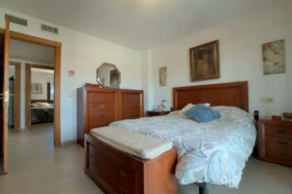 095fe464f60a9ded025c13322bb9d15e - 40