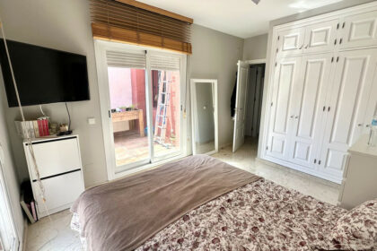 0ab356d6e20d047d425e228bc700a0b4 - 15