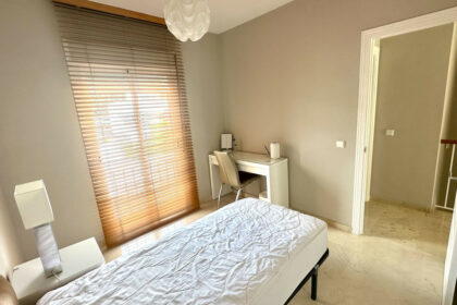 0ab356d6e20d047d425e228bc700a0b4 - 22