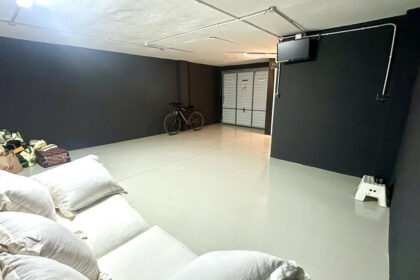 0ab356d6e20d047d425e228bc700a0b4 - 23